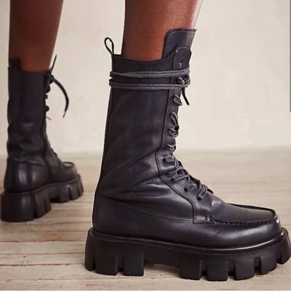 Free People Jones Lug Sole Combat Boot Size 7 Leather BlacK NEW - Picture 3 of 15